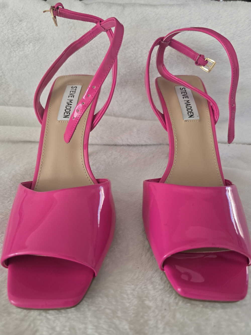 Steve Madden Women's Hot Pink Patent Ankle-Strap Sandals Size 8 - Picture 2 of 8